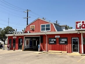 Building Photo - 2539 W Prairie St
