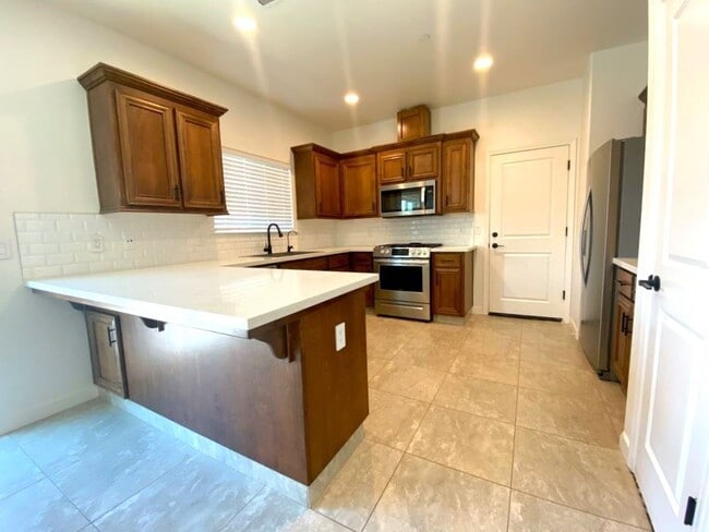 Building Photo - 1329 Hermosa Dr