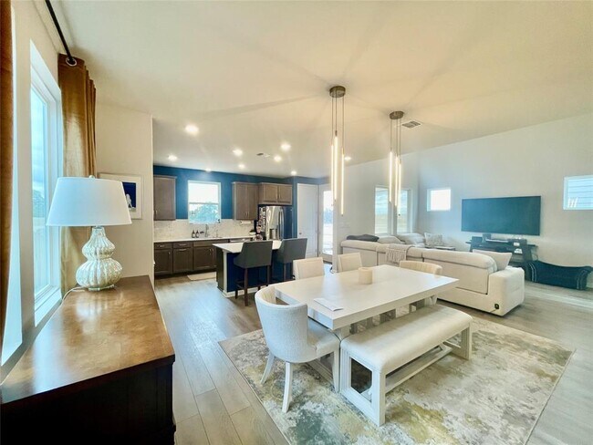 Building Photo - 232 Denali Wy