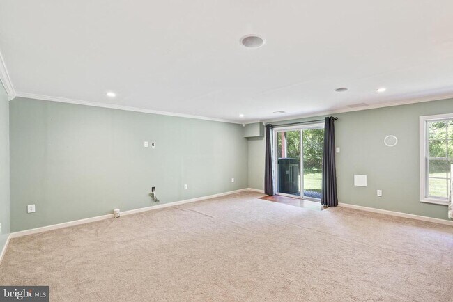 Building Photo - 203 Princeton Cir