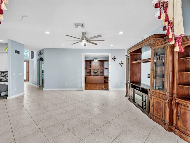 Building Photo - 6614 Marbletree Ln