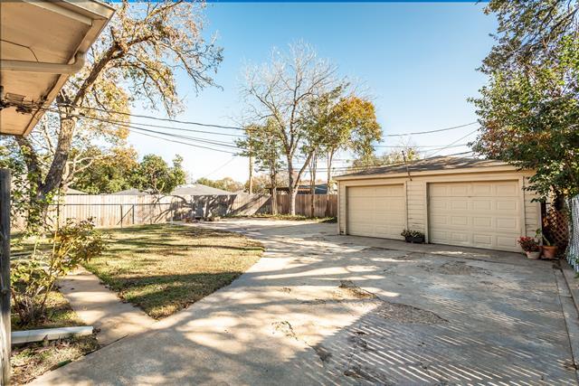 Building Photo - 6556 St Moritz Ave