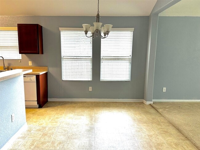 Building Photo - 16763 N Blue Jay Dr