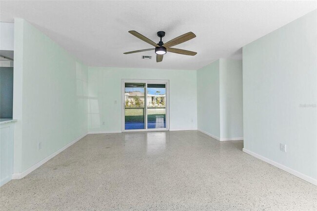 Building Photo - 1611 Sheehan Blvd