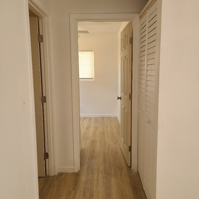 Building Photo - 213 Mehani Cir