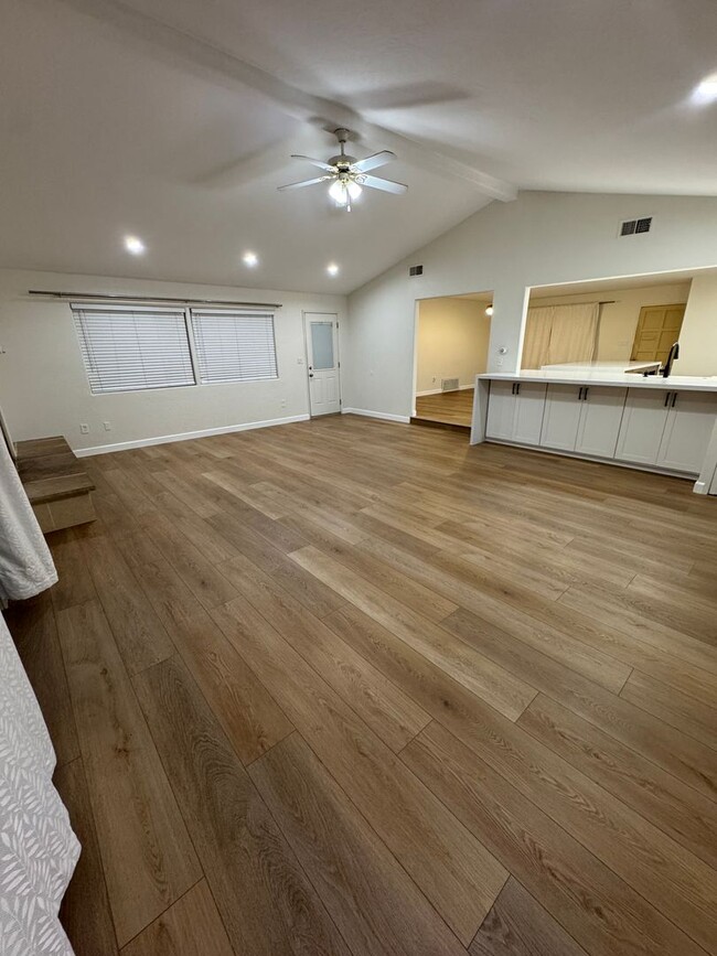 Building Photo - Beautifully Remodeled Home With Front & Si...