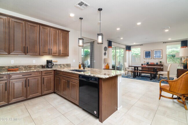 Building Photo - 5156 E Desert Vista Trail