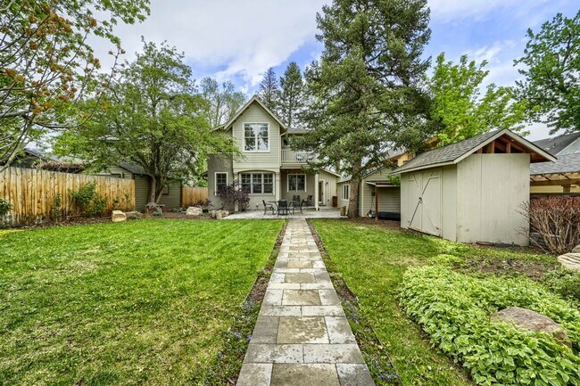 Building Photo - Elegant 4BR Retreat by Chautauqua & CU