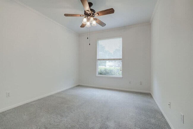 Building Photo - 3624 Malone Dr