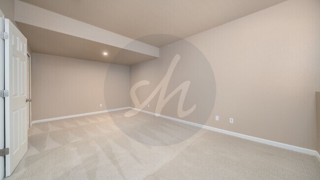Building Photo - Stunning Home in Banning Lewis Ranch