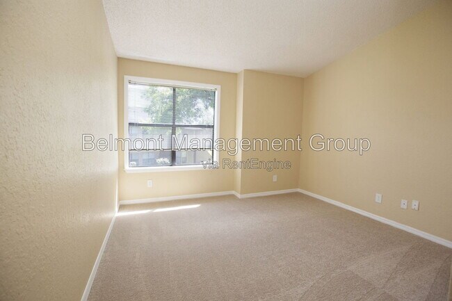 Building Photo - 2941 Antique Oaks Cir