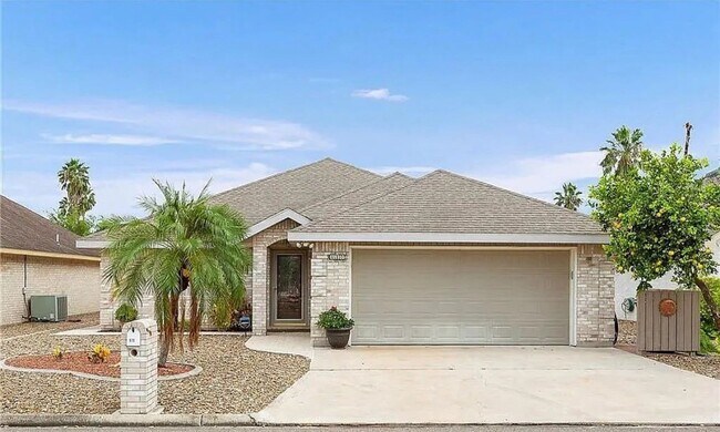 Primary Photo - 610 Lake View Dr