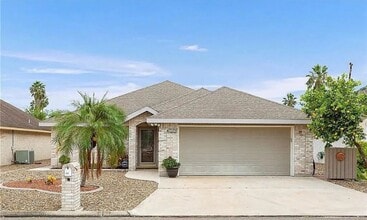 Building Photo - 610 Lake View Dr