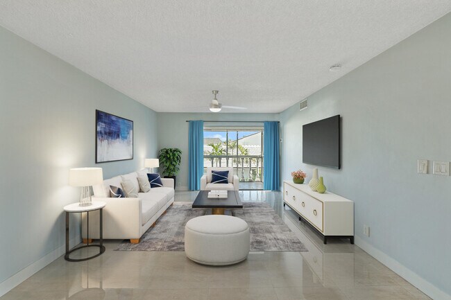 Building Photo - 148 Yacht Club Dr