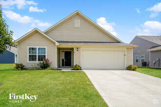 Building Photo - 1623 Woodside Cir