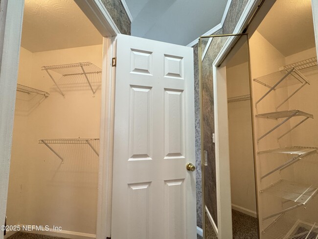 Building Photo - 1751 Daytona Ln