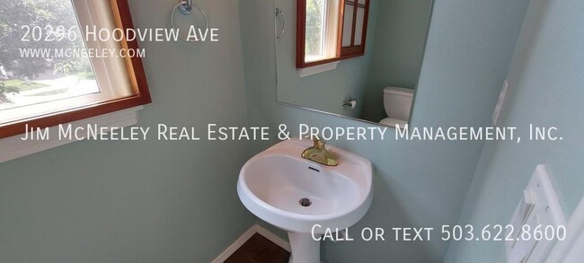 Building Photo - 20296 Hoodview Ave