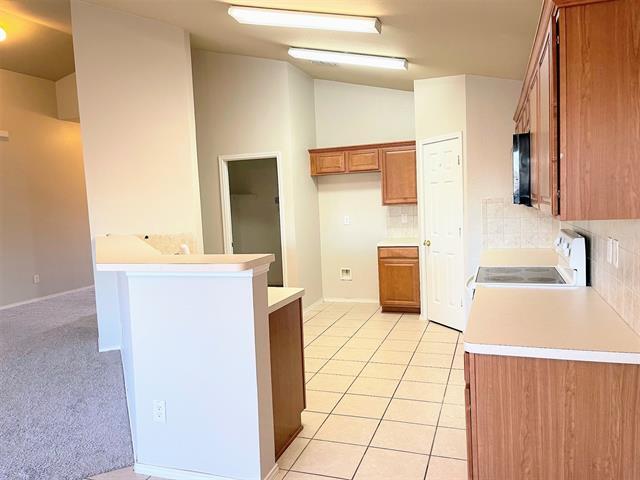 Building Photo - 5328 Comanche Wells Dr