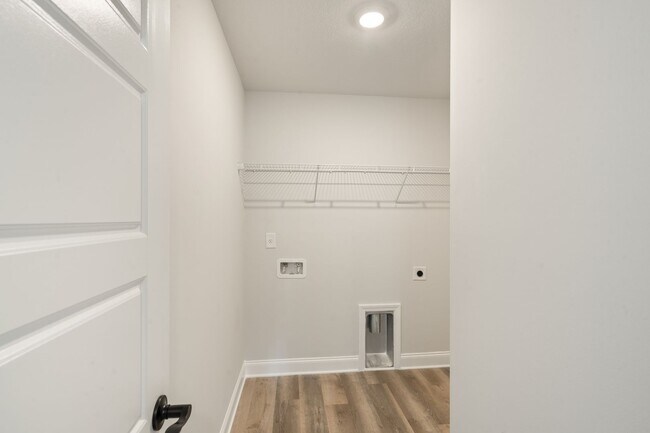 Building Photo - 337 Crosswinds Dr