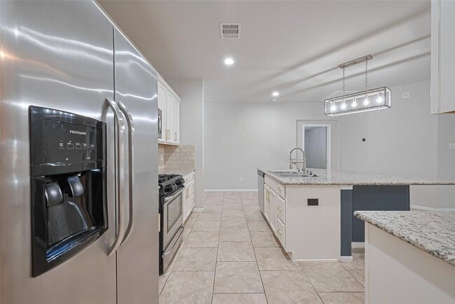 Building Photo - 3018 Darlington Ct