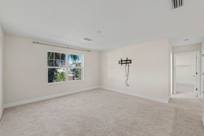 Building Photo - 4522 Scarlet Loop