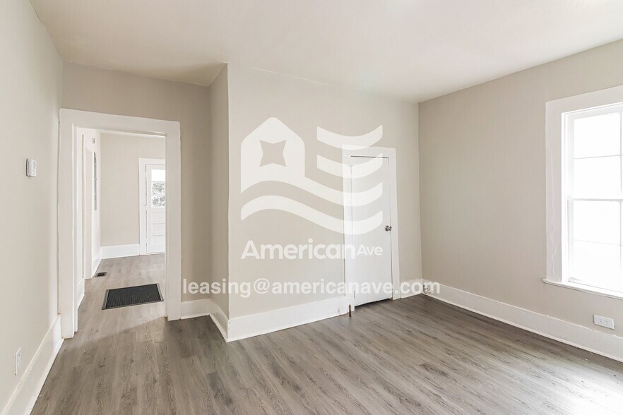 Building Photo - 1500 28th St