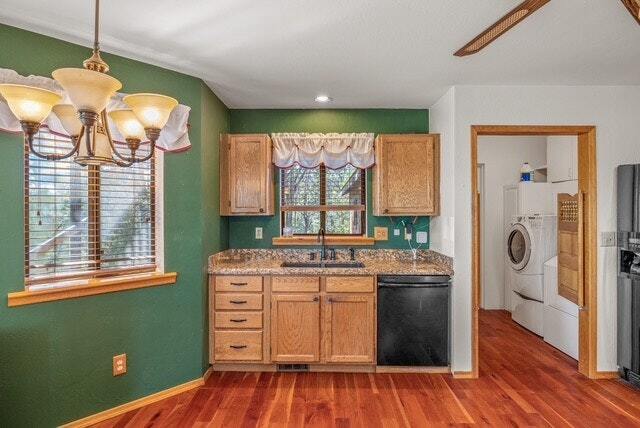 Building Photo - 1586 Echo Cir