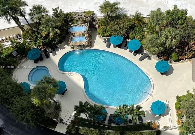 Building Photo - 2450 Presidential Way