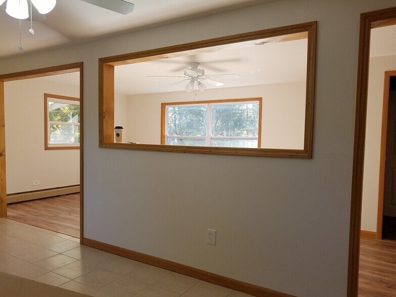 Building Photo - 158 McKeen St