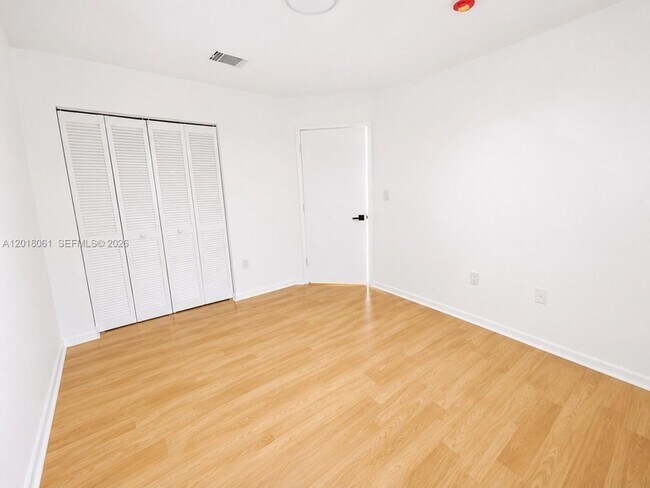 Building Photo - 15721 SW 137th Ave