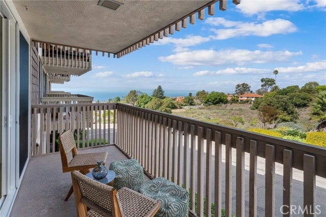 Building Photo - 6542 Ocean Crest Dr