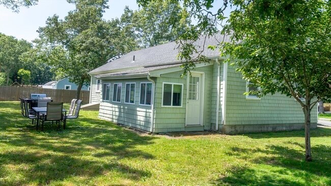 Building Photo - 118 Walton Ave