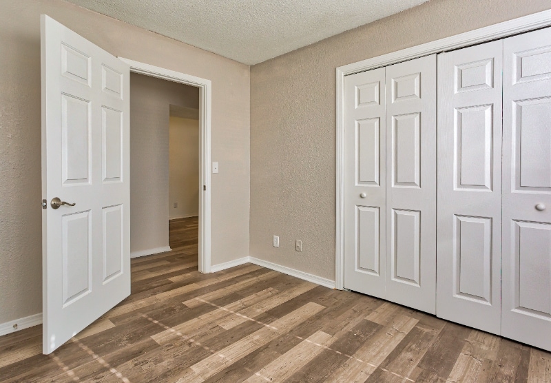 Building Photo - 419 S 27th St