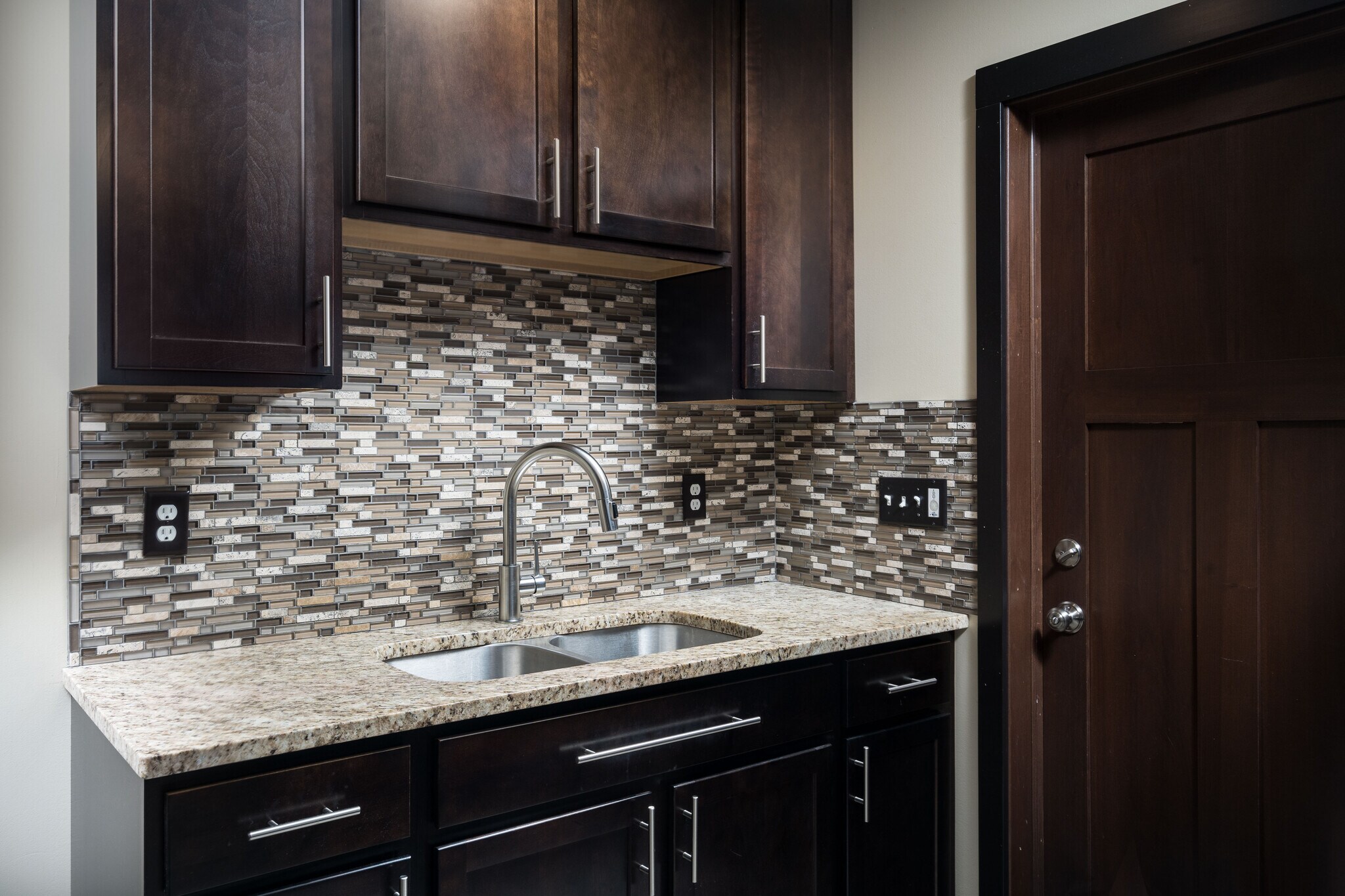 Building Photo - 1298 N 68th St