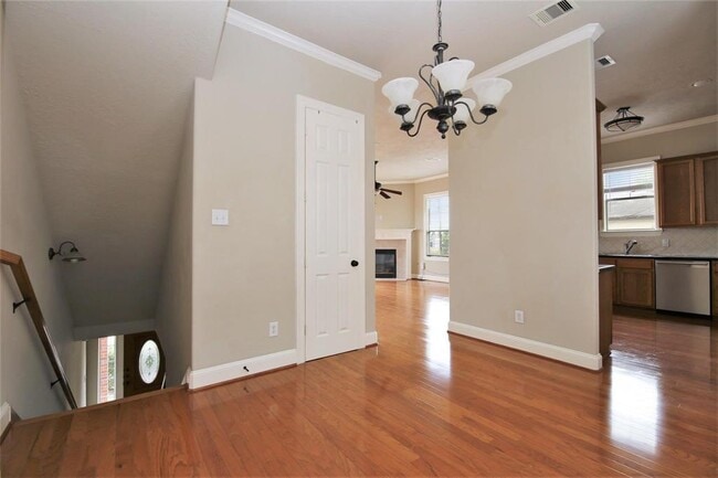 Building Photo - 1203 Genesee St