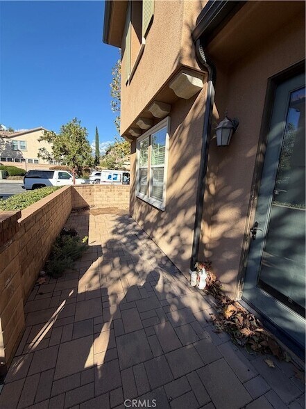 Building Photo - 3010 E Via Fiano