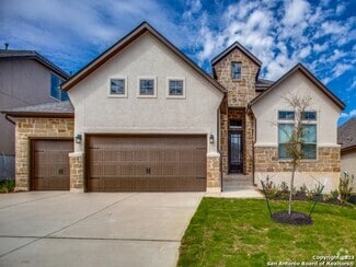 Building Photo - 9065 Imposing Oak
