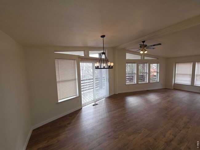 Building Photo - Beautifully Modern Home In Fort Morgan!