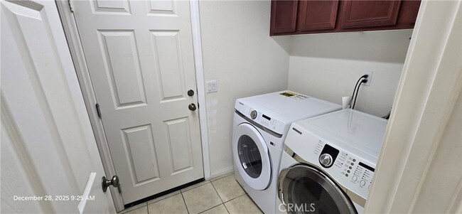 Building Photo - 16225 Soapberry Ln