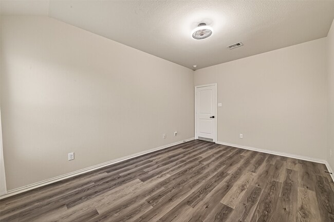 Building Photo - 8003 Grove Sky Ct