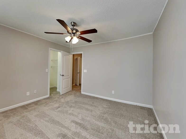 Building Photo - 186 English Hills Dr