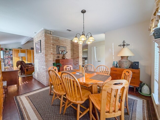 Building Photo - 3306 Hunterwood Dr