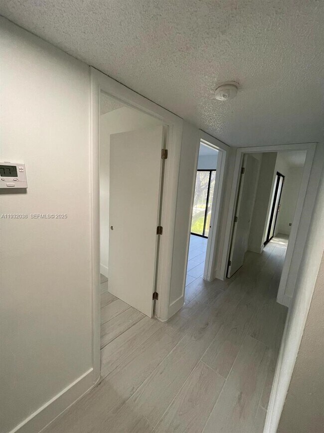 Building Photo - 14297 SW 94th Cir Ln