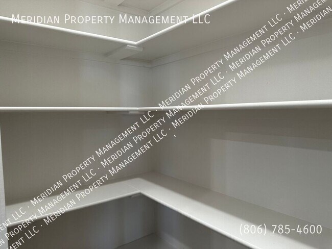 Building Photo - 5802 Urbana Pl