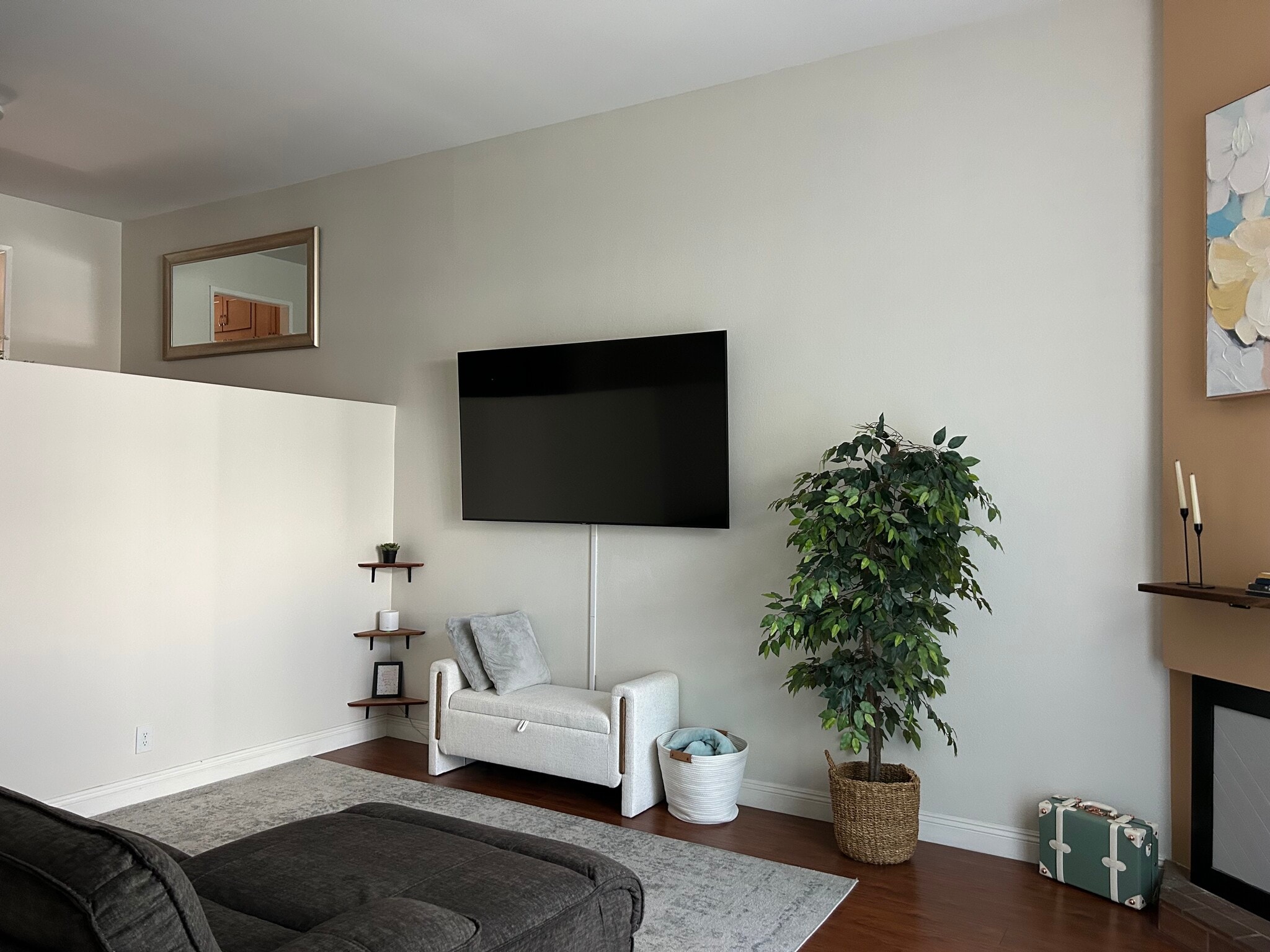 Building Photo - 15169 Magnolia Blvd