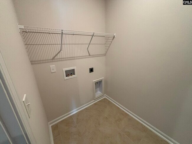 Building Photo - 102 Georgia Pine Dr
