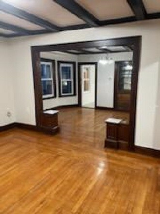 Building Photo - 28 Morgan St