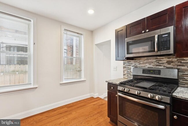 Building Photo - 2348 E Allegheny Ave
