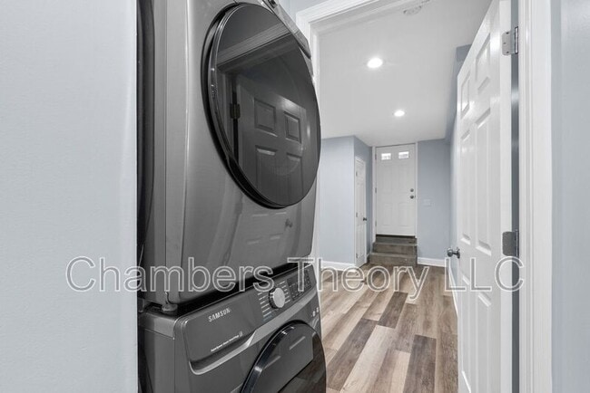 Building Photo - 1641 4th St NW