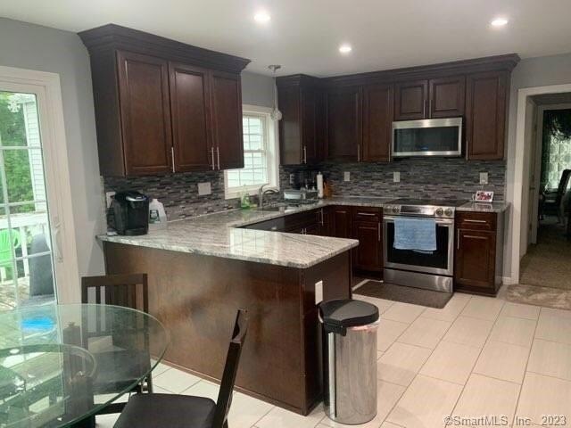 Building Photo - 994 Bunker Hill Ave